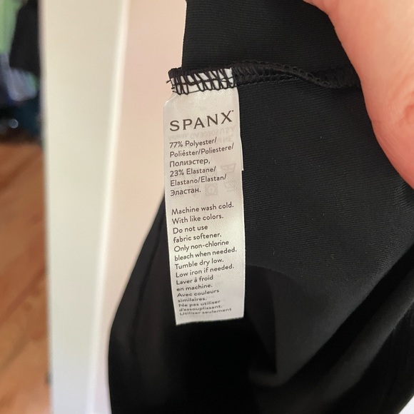 SPANX - Socialight Smoothing Slip - Black - XL - Picture 5 of 9